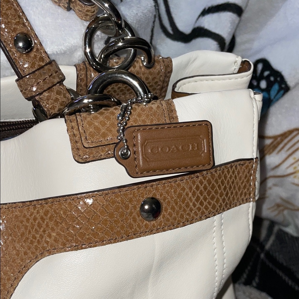 Coach Vintage Penelope Ivory Leather/ Brown Snakeskin Carryall Women's Handbag - Picture 2 of 16